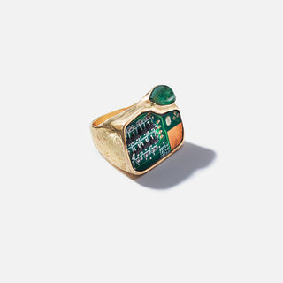 Emerald Motif Ring - 18kt yellow gold and emerald